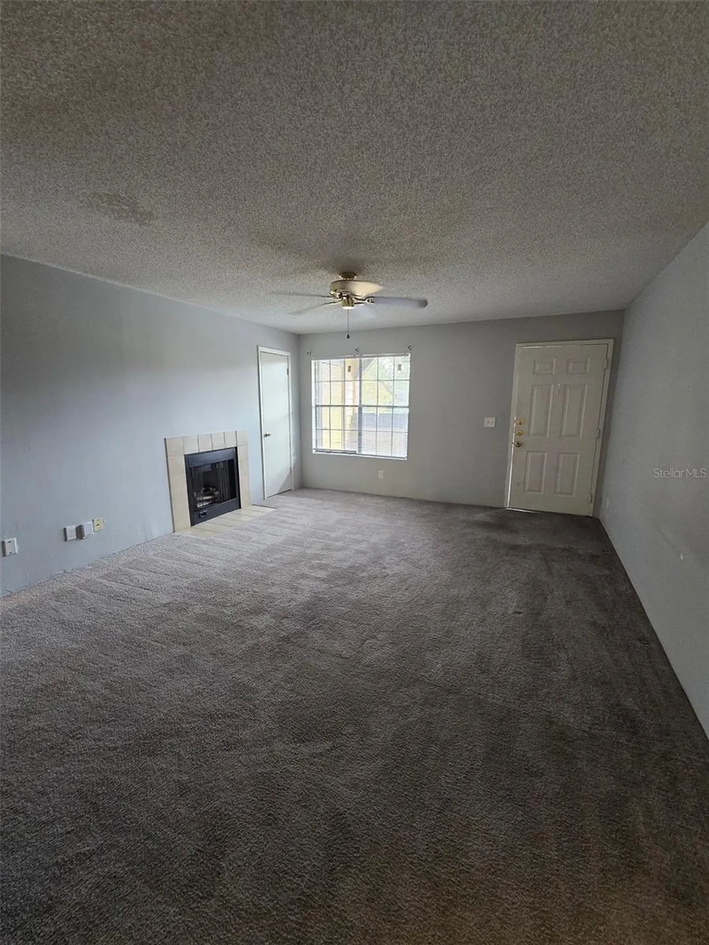 300 Lakepointe Drive Altamonte Springs FL 32701