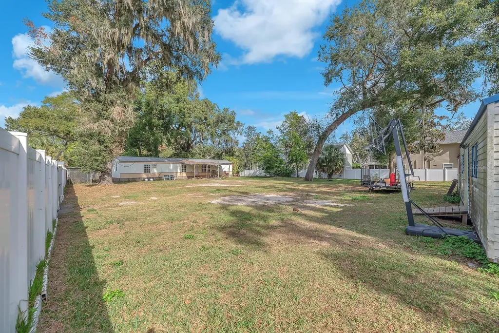 105 S Saint Cloud Avenue Valrico FL 33594