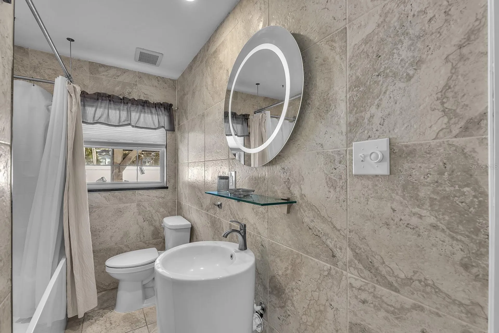 105 S Saint Cloud Avenue Valrico FL 33594