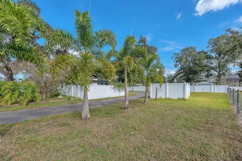 105 S Saint Cloud Avenue Valrico FL 33594