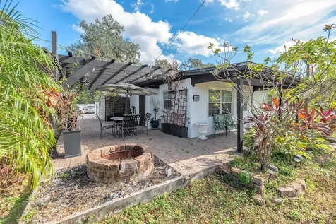 105 S Saint Cloud Avenue Valrico FL 33594