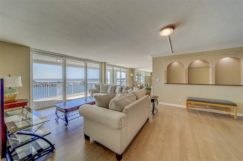 675 S Gulfview Boulevard Clearwater Beach FL 33767