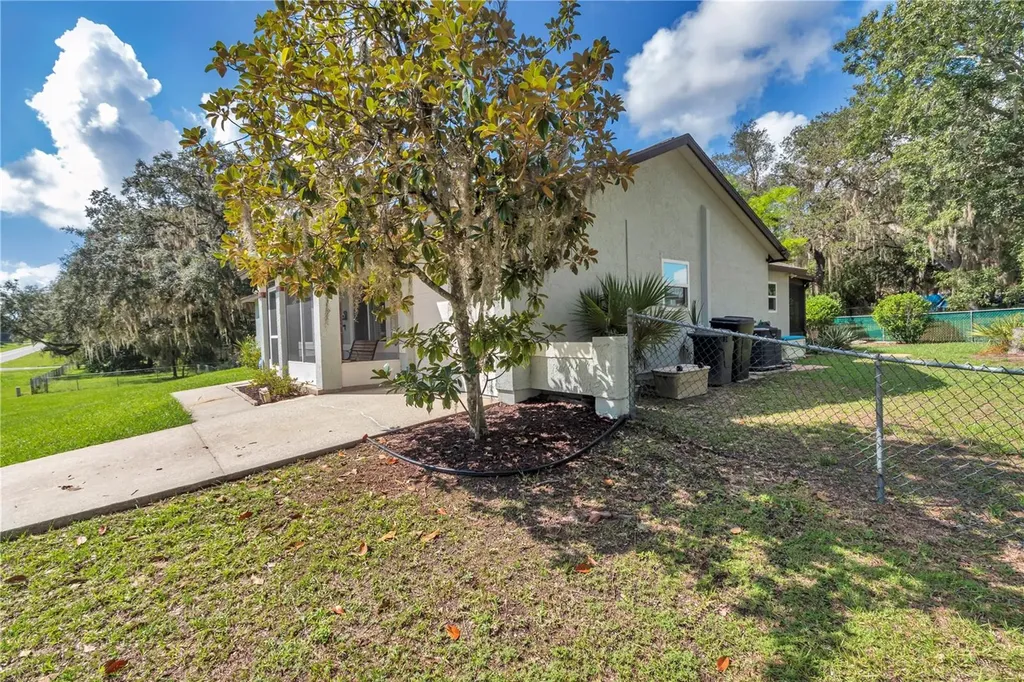 814 Oak Road Ocala FL 34472