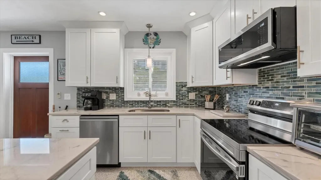 154 Crescent Drive Anna Maria FL 34216