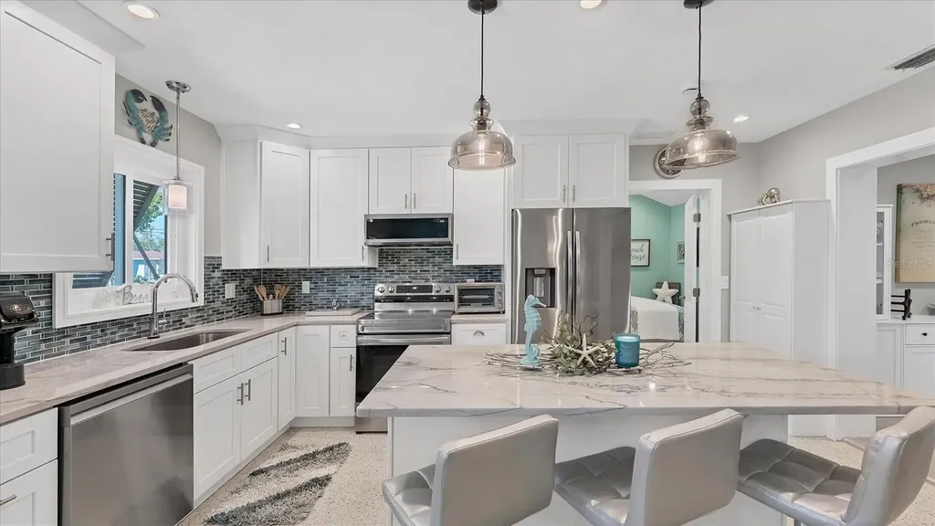 154 Crescent Drive Anna Maria FL 34216