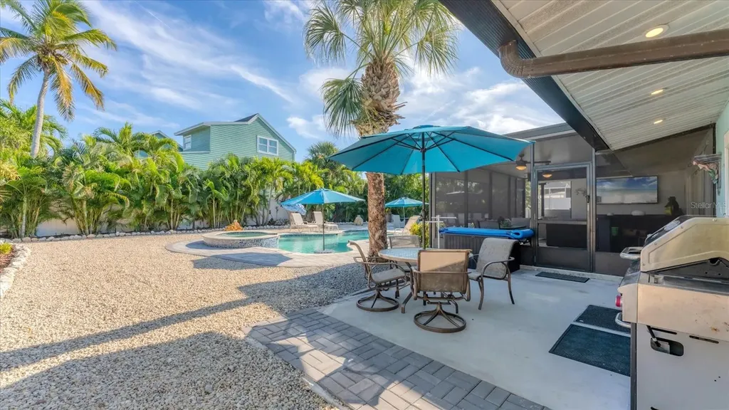 154 Crescent Drive Anna Maria FL 34216