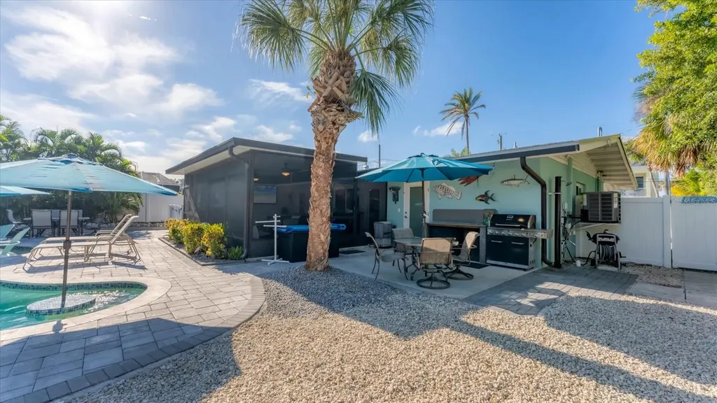 154 Crescent Drive Anna Maria FL 34216