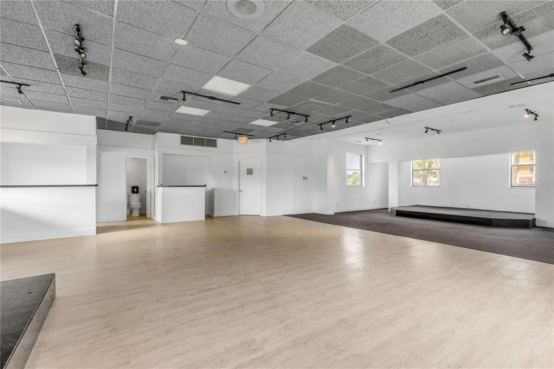 109 N Causeway New Smyrna Beach FL 32169