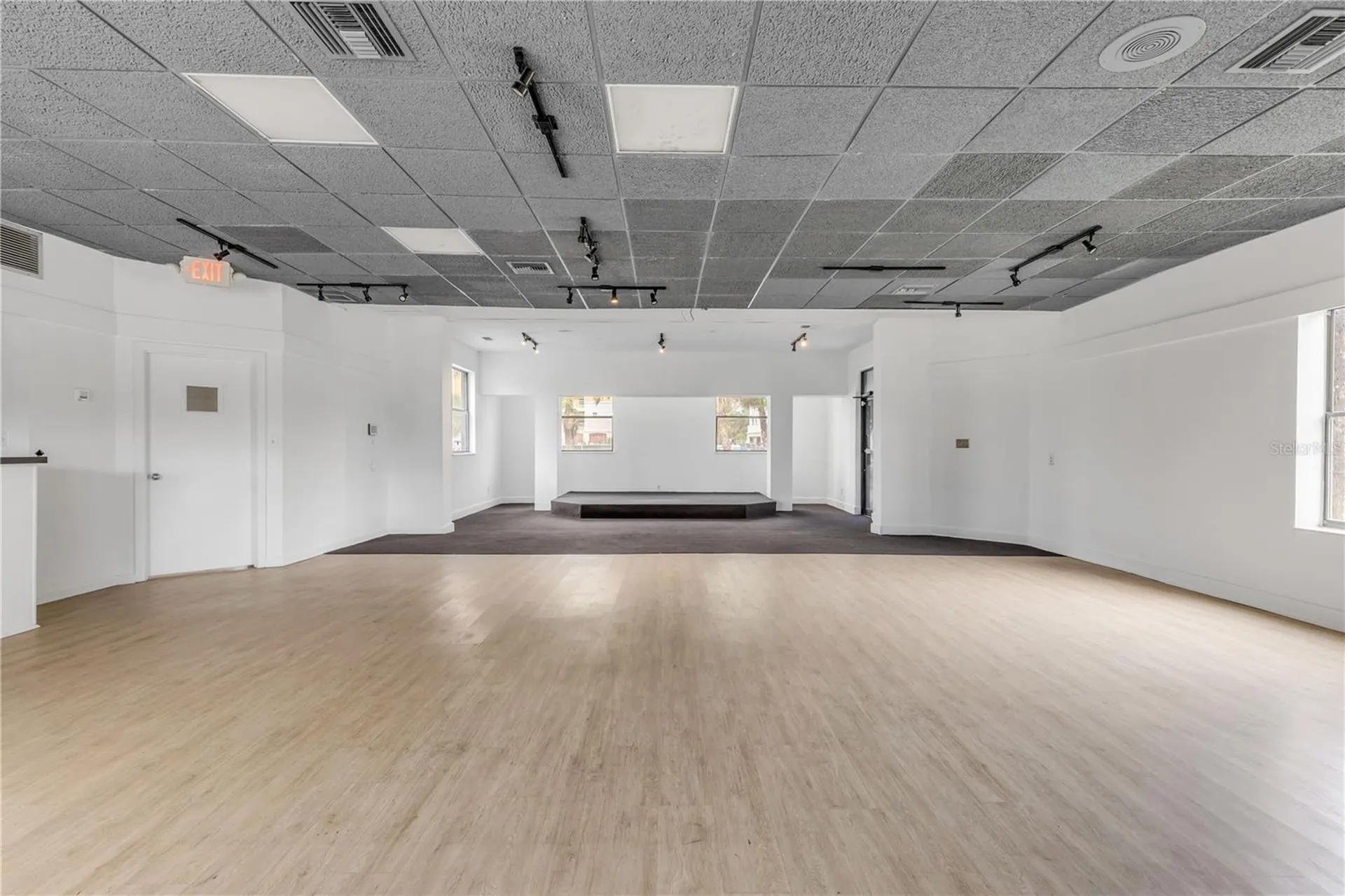 109 N Causeway New Smyrna Beach FL 32169