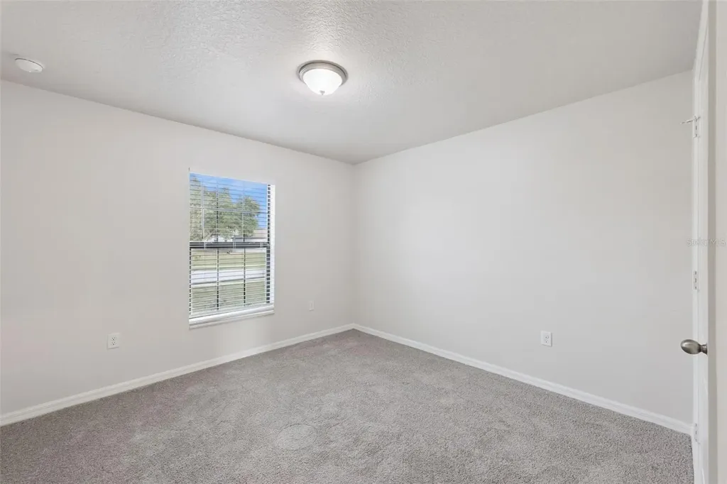 1904 Piedmont Court Mascotte FL 34753
