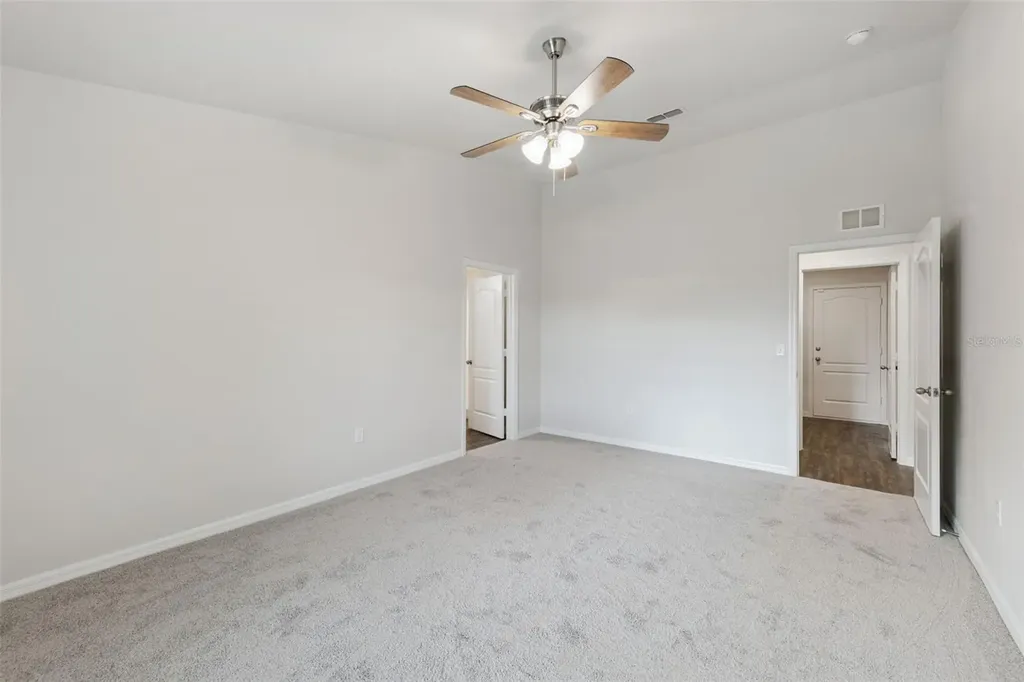 1904 Piedmont Court Mascotte FL 34753