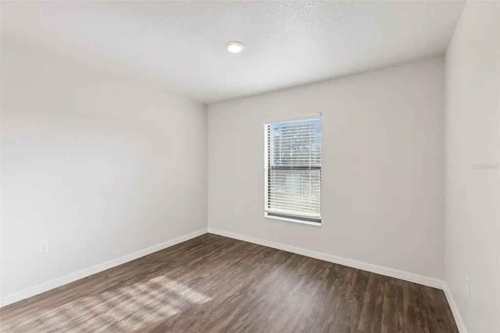1904 Piedmont Court Mascotte FL 34753