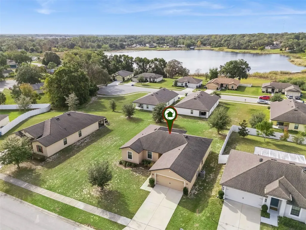 1904 Piedmont Court Mascotte FL 34753
