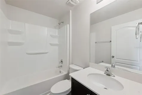 1904 Piedmont Court Mascotte FL 34753