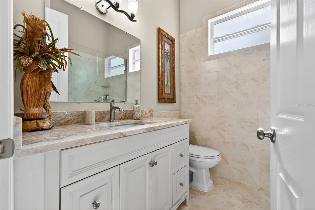 6677 Mandarin Road Sarasota FL 34238