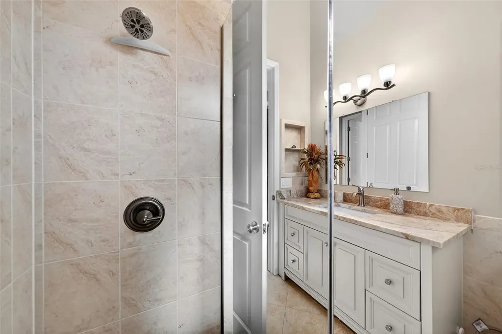 6677 Mandarin Road Sarasota FL 34238