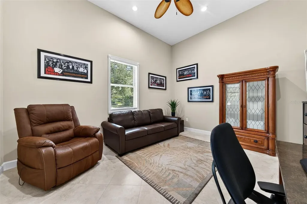 6677 Mandarin Road Sarasota FL 34238