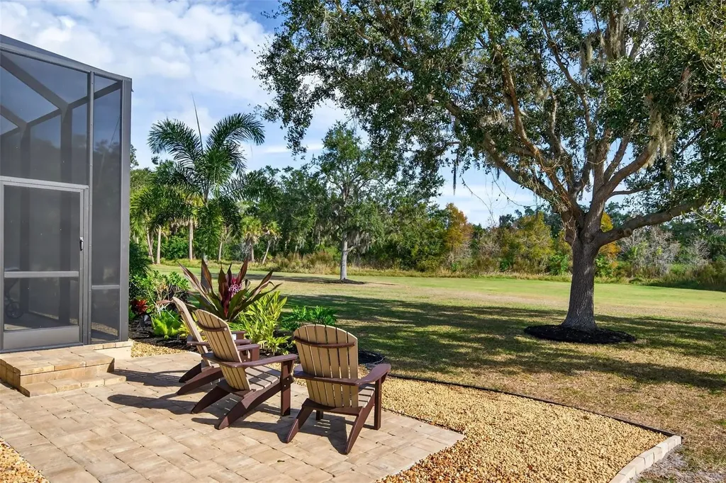 6677 Mandarin Road Sarasota FL 34238