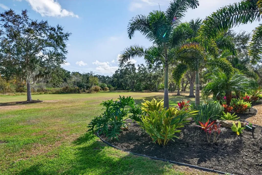 6677 Mandarin Road Sarasota FL 34238