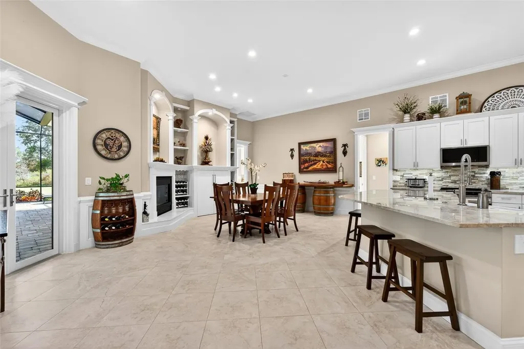 6677 Mandarin Road Sarasota FL 34238