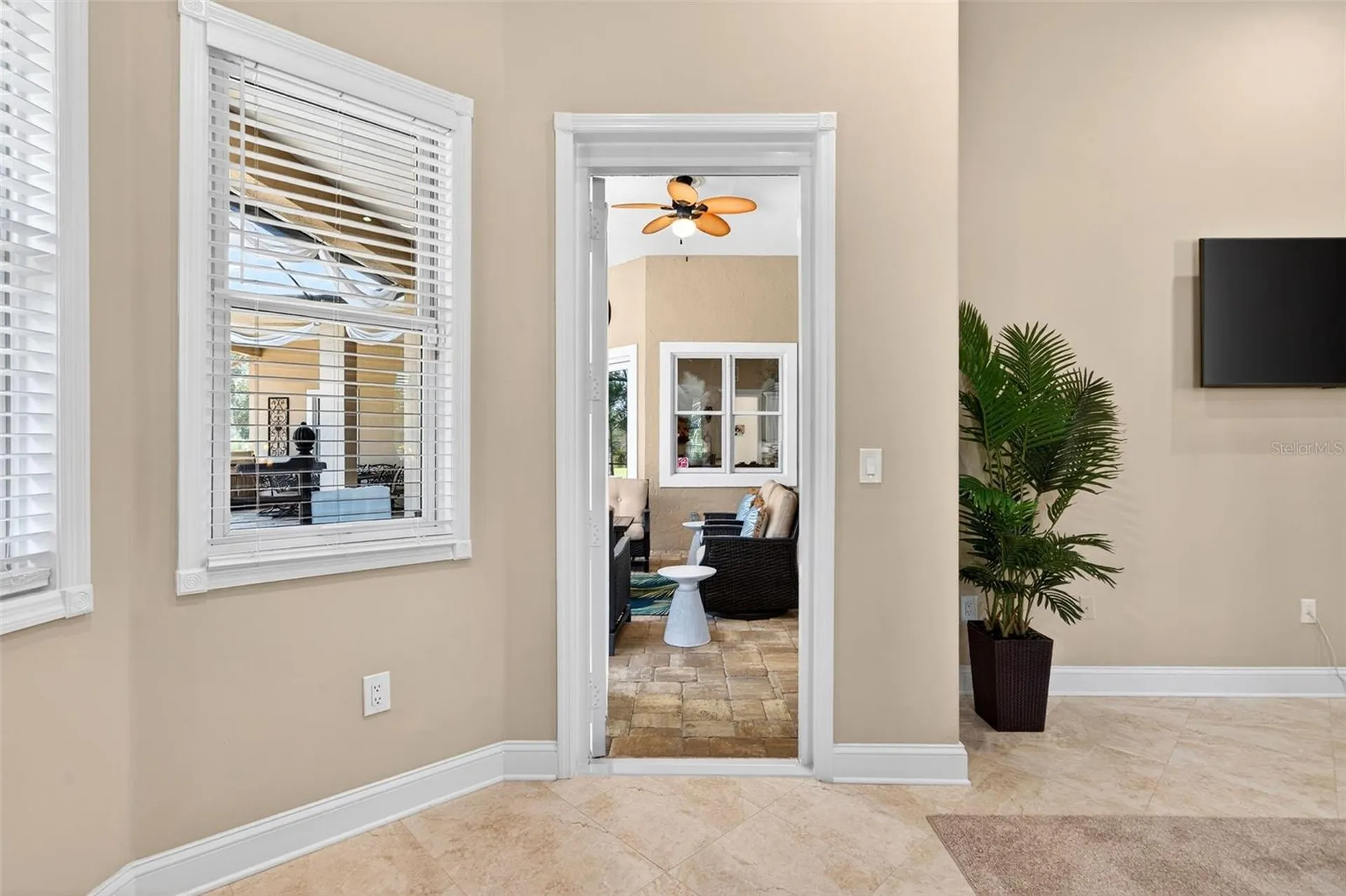 6677 Mandarin Road Sarasota FL 34238