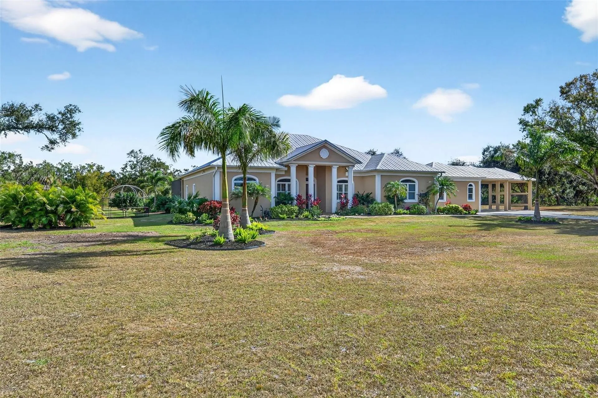6677 Mandarin Road Sarasota FL 34238