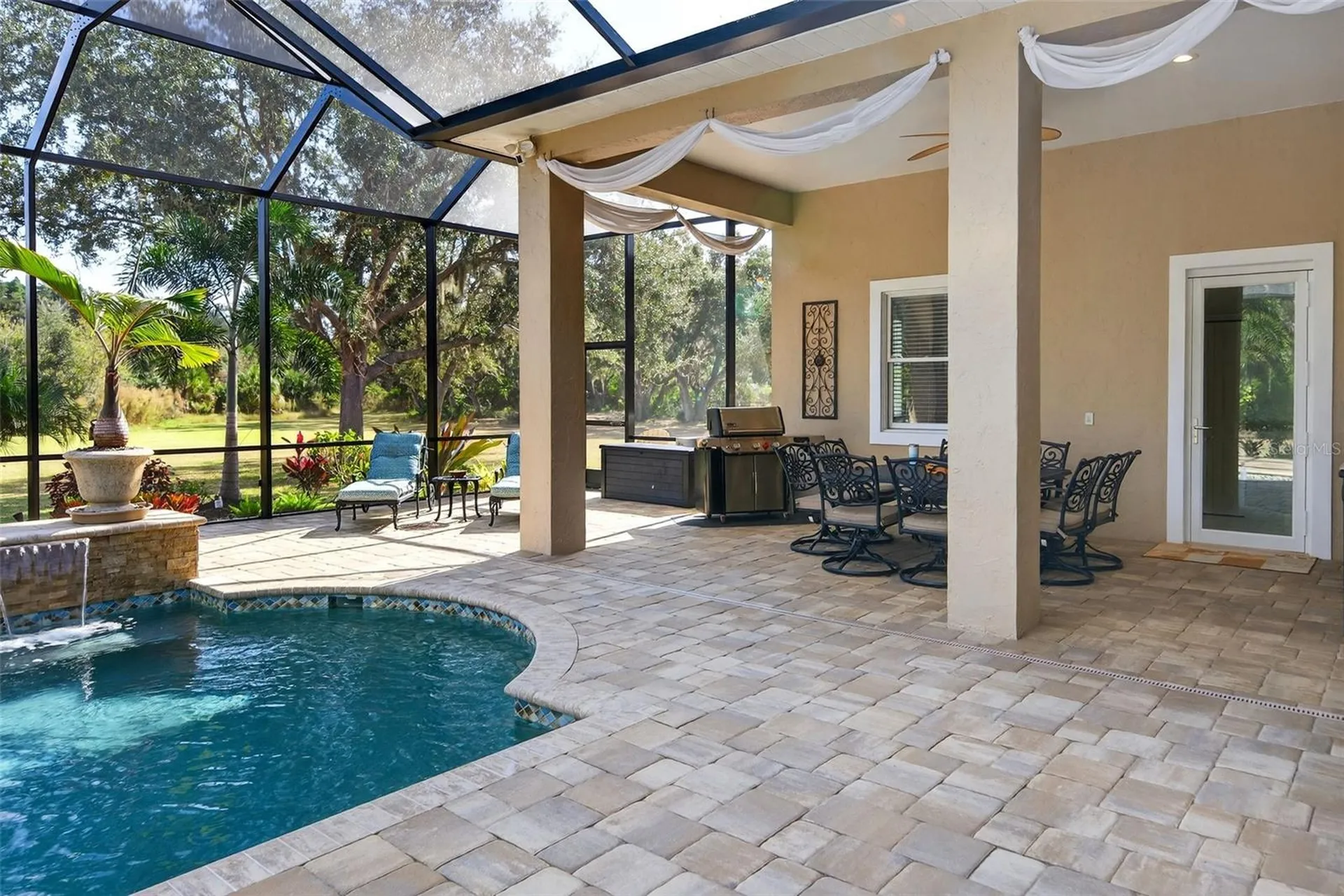 6677 Mandarin Road Sarasota FL 34238
