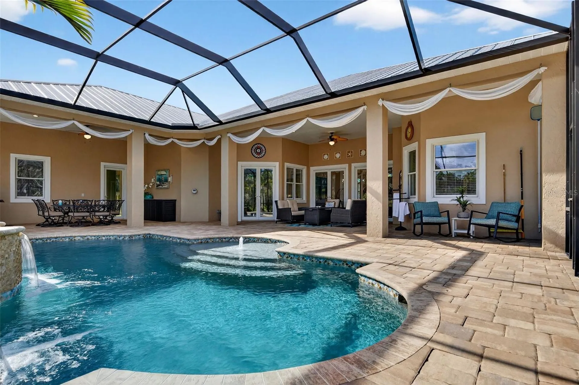 6677 Mandarin Road Sarasota FL 34238