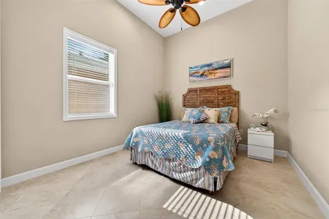 6677 Mandarin Road Sarasota FL 34238