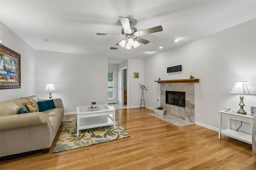 12946 88th Avenue Seminole FL 33776