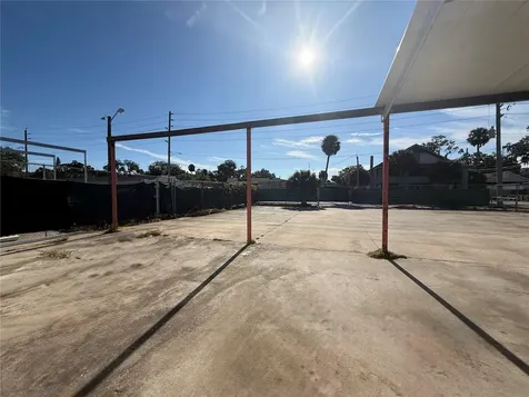 210 Magnolia Street New Smyrna Beach FL 32168