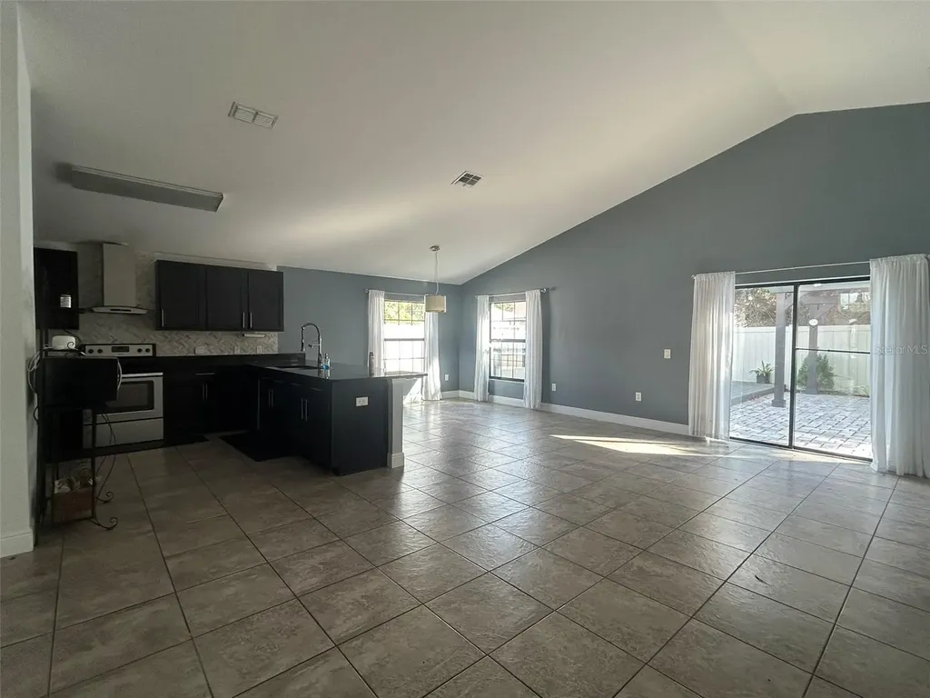 305 Chelmsford Court Kissimmee FL 34758