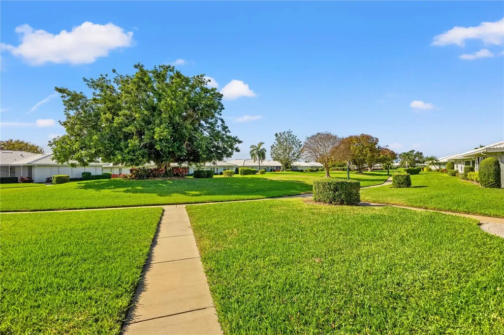 6509 10th Avenue W Bradenton FL 34209