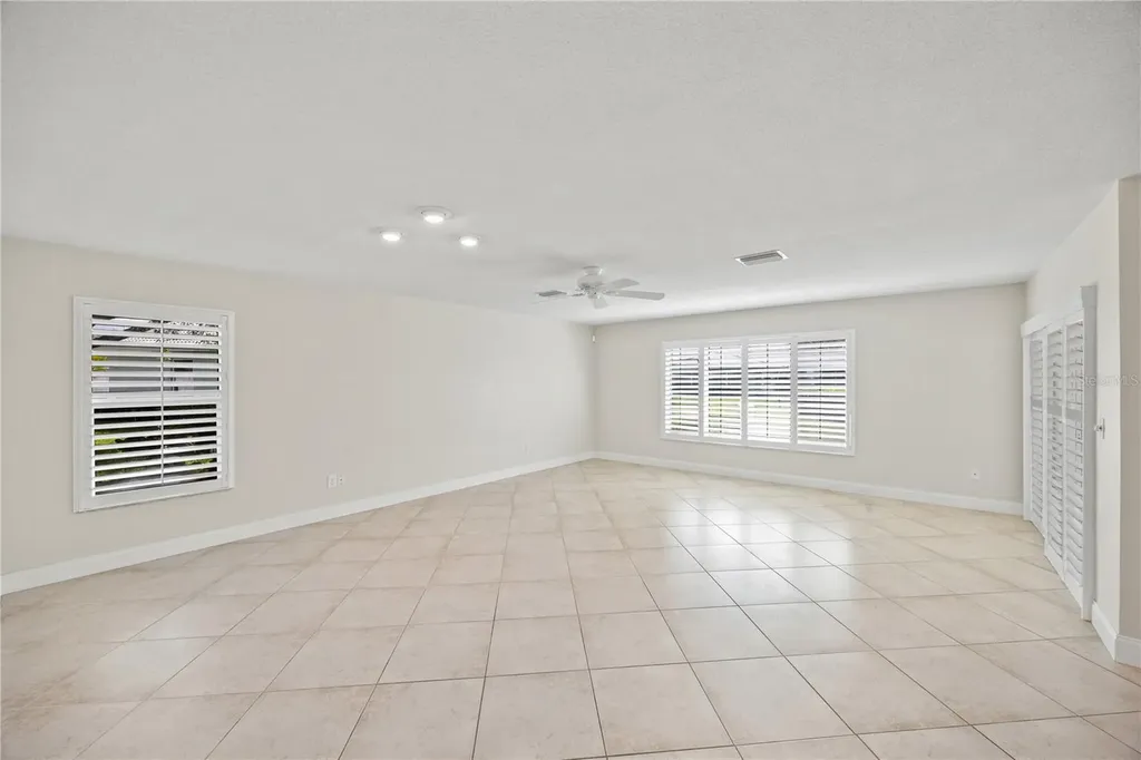 6509 10th Avenue W Bradenton FL 34209