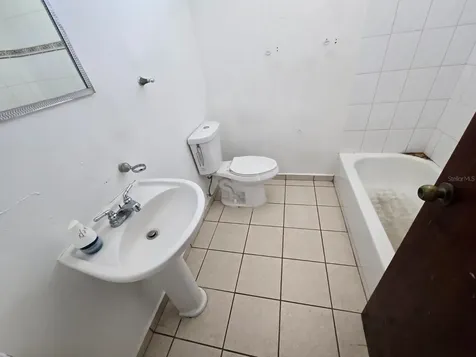 9 E Rio La Plata Canovanas PR 00729