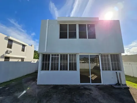 9 E Rio La Plata Canovanas PR 00729