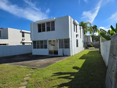 9 E Rio La Plata Canovanas PR 00729