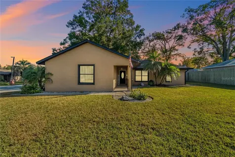 6 Almond Course Ocala FL 34472