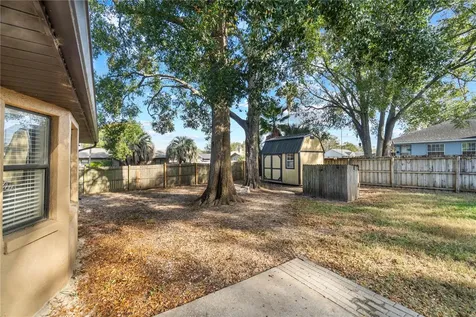 6 Almond Course Ocala FL 34472