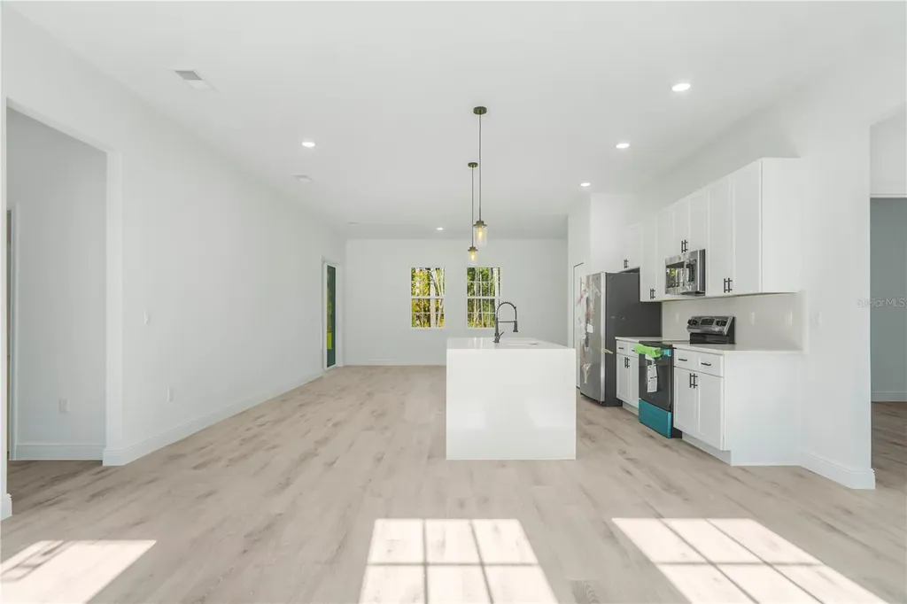1915 W Linden Drive Dunnellon FL 34434
