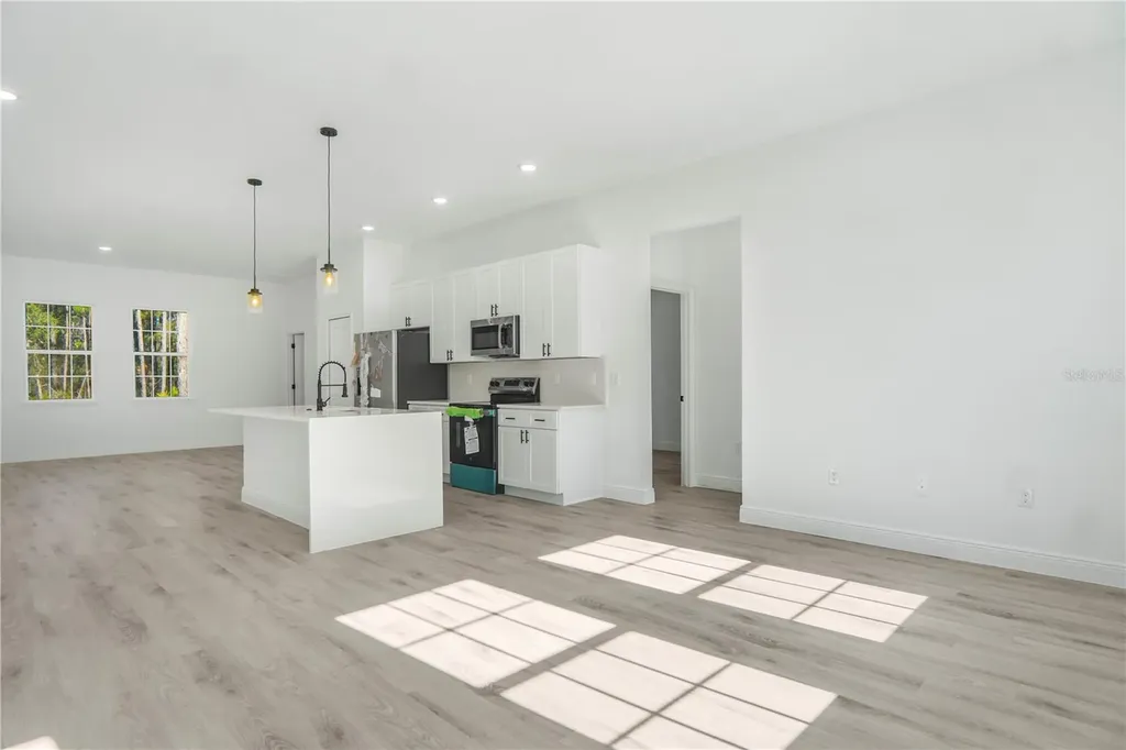 1915 W Linden Drive Dunnellon FL 34434