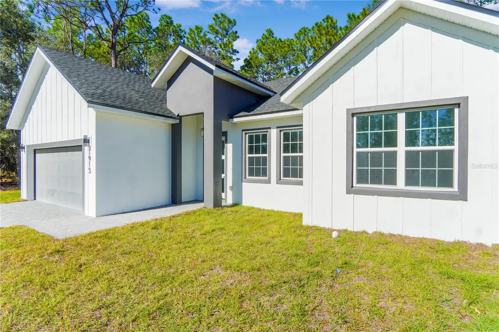 1915 W Linden Drive Dunnellon FL 34434