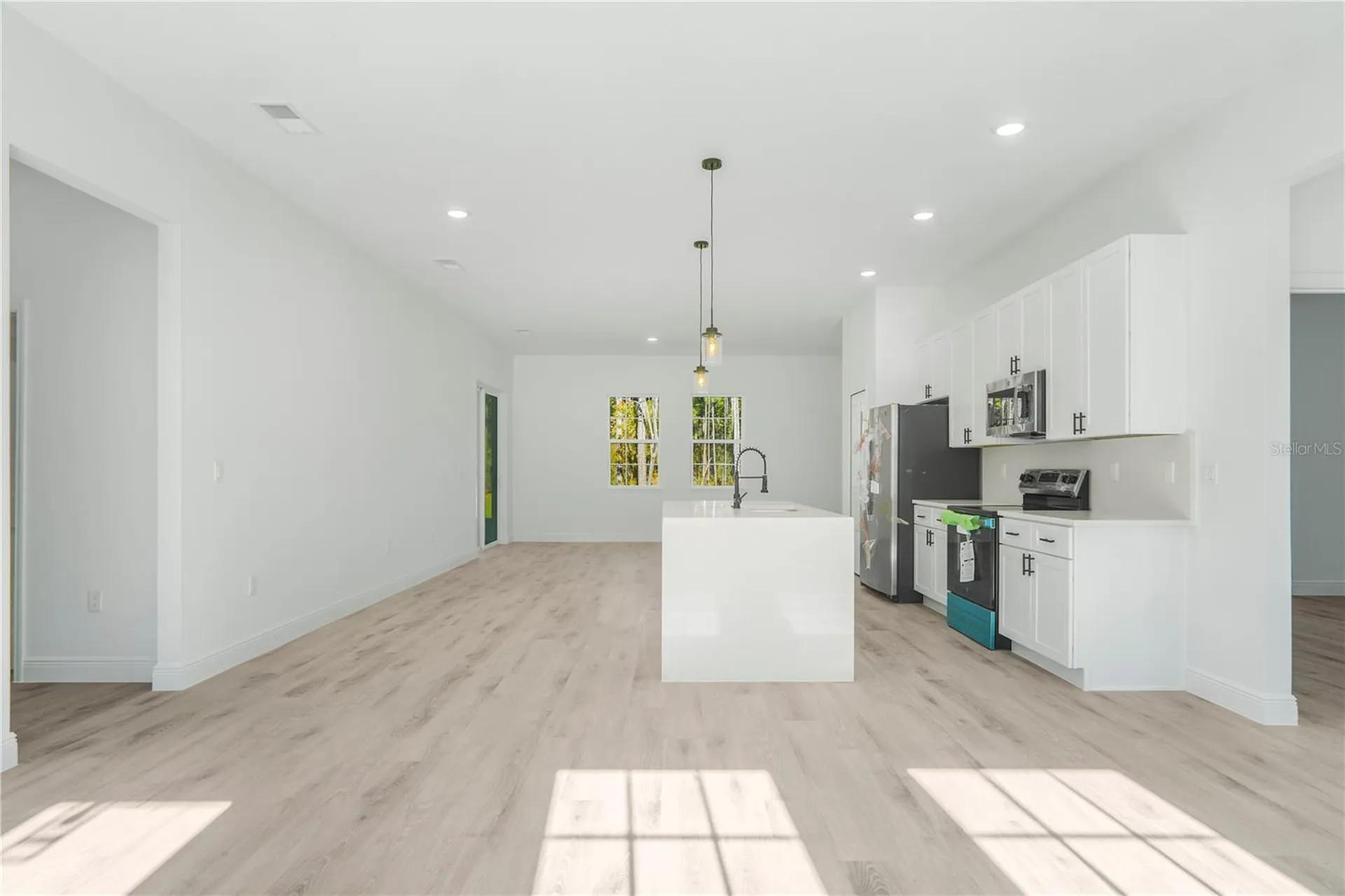 1915 W Linden Drive Dunnellon FL 34434