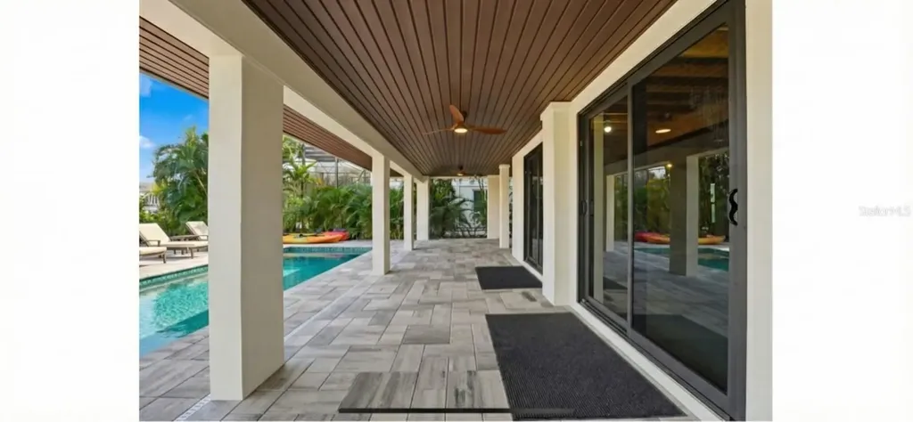 2795 N Beach Road Englewood FL 34223