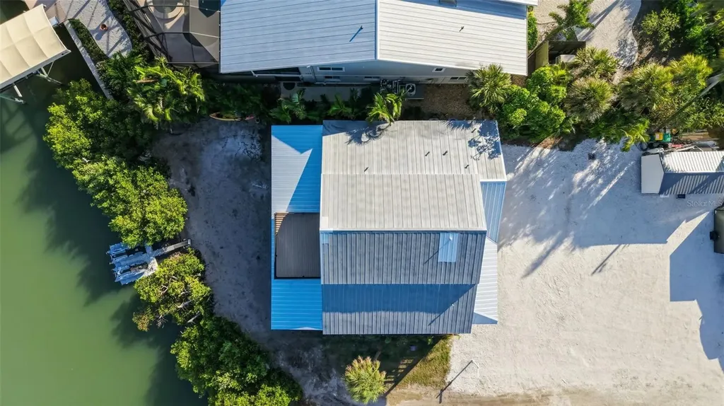 2795 N Beach Road Englewood FL 34223
