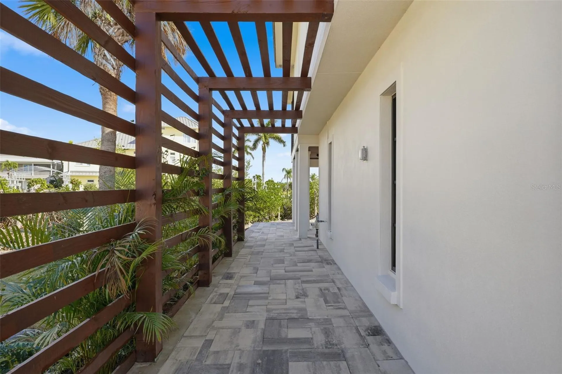 2795 N Beach Road Englewood FL 34223
