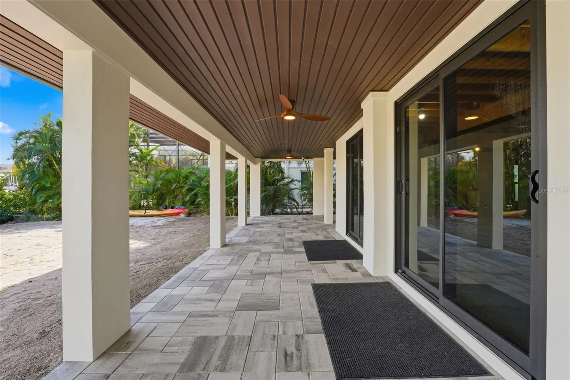 2795 N Beach Road Englewood FL 34223