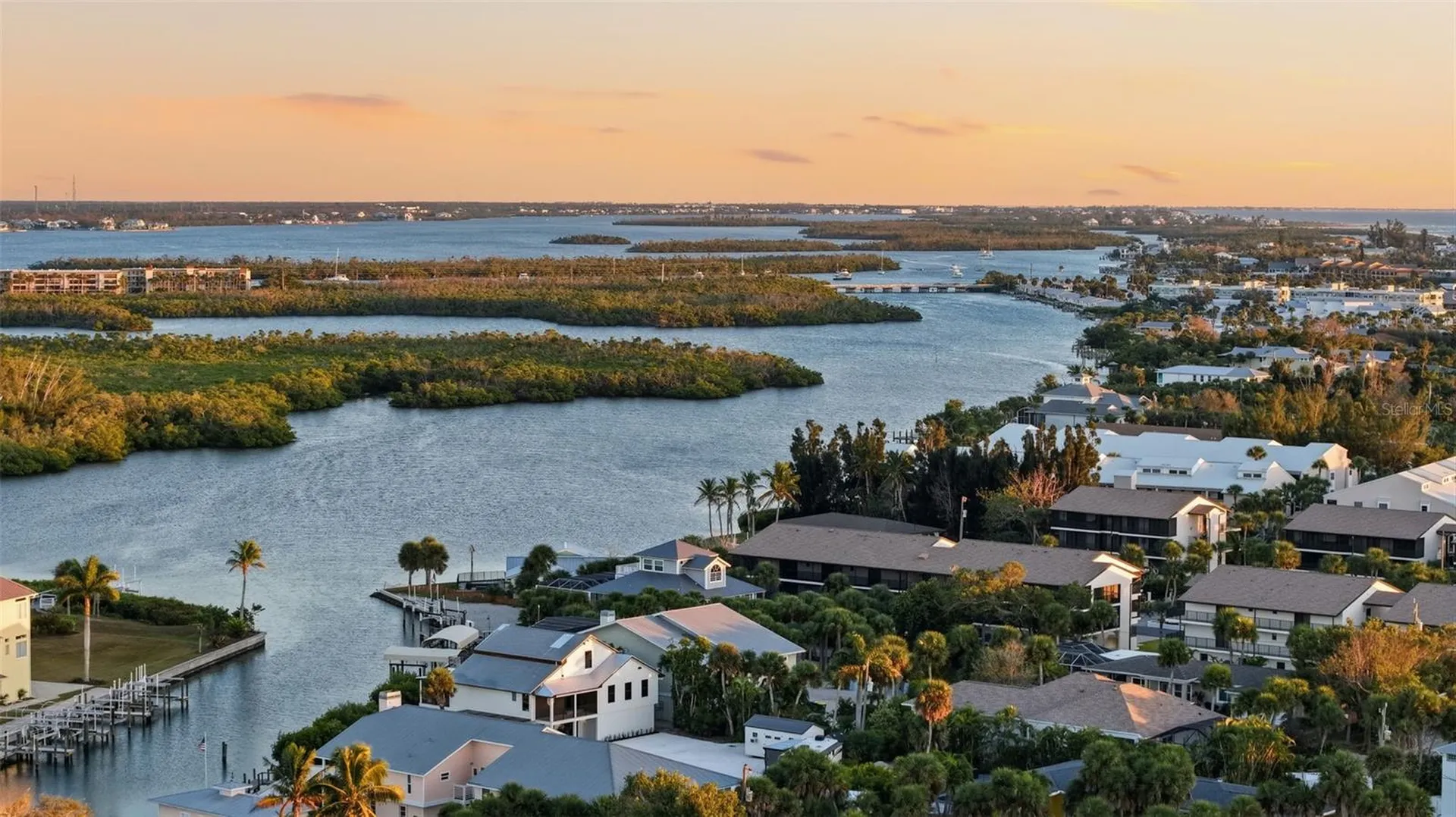 2795 N Beach Road Englewood FL 34223