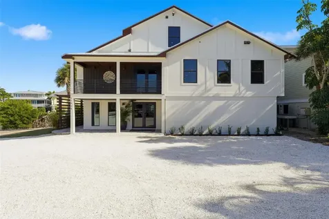 2795 N Beach Road Englewood FL 34223