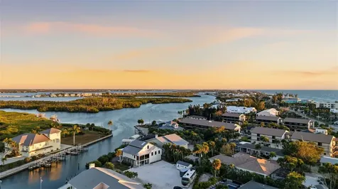 2795 N Beach Road Englewood FL 34223